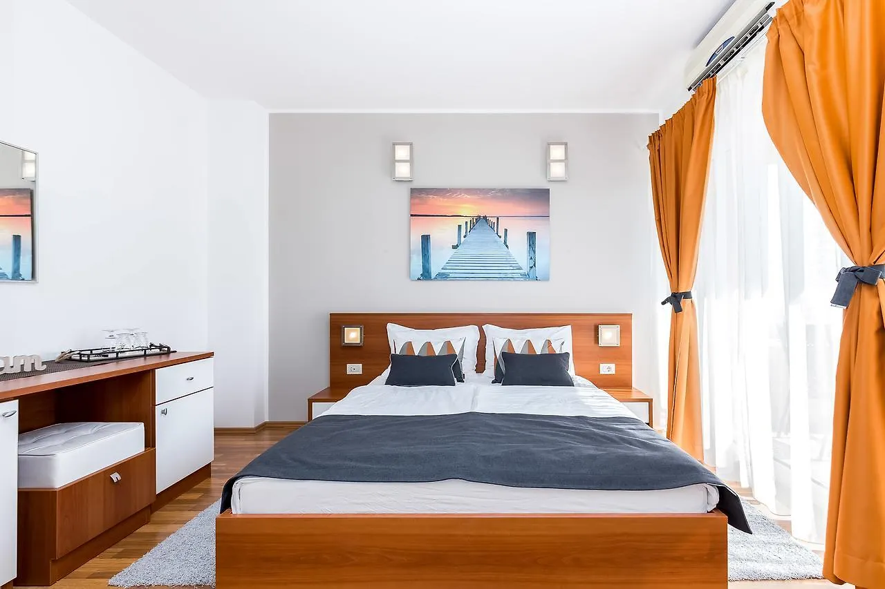 Villa Nada Lovran Guest house